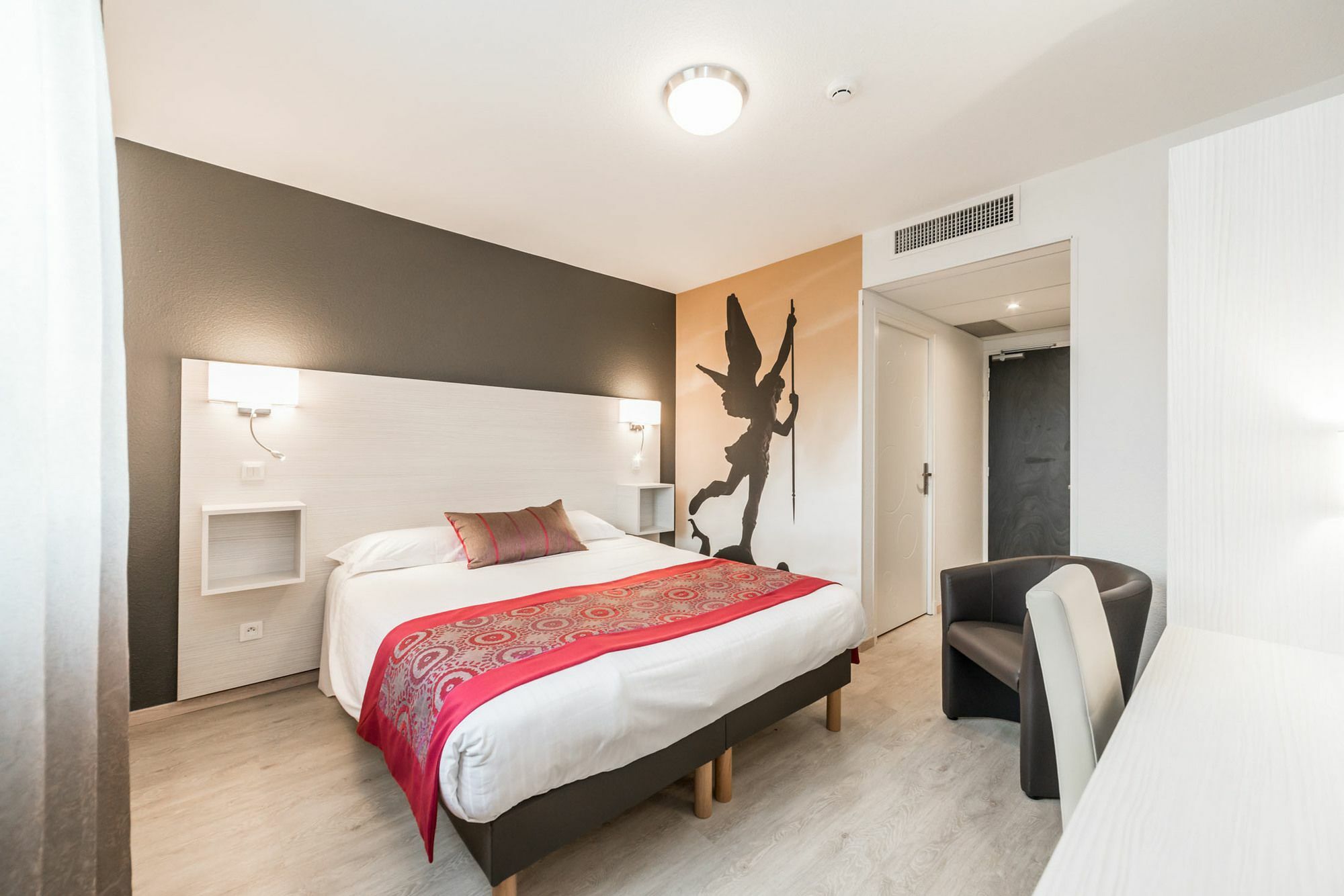 Inter-Hotel Le Mont Saint-Michel Sud Les Quatre Salines Roz-sur-Couesnon Exterior foto