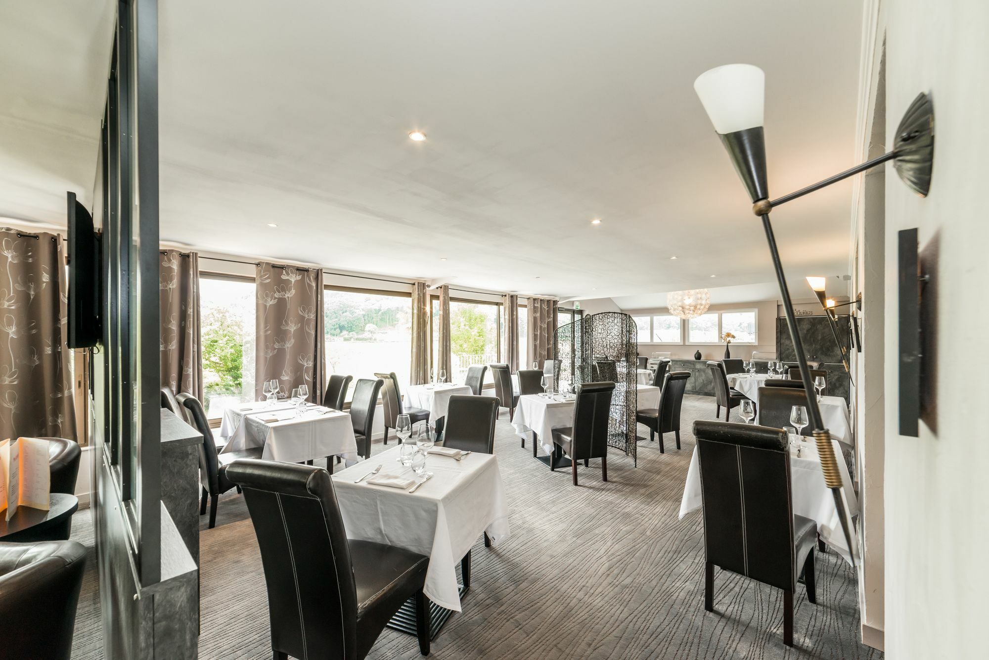 Inter-Hotel Le Mont Saint-Michel Sud Les Quatre Salines Roz-sur-Couesnon Exterior foto
